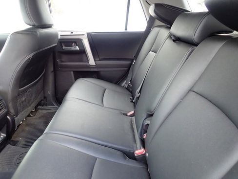 Used 2022 Toyota 4Runner TRD Sport image 11