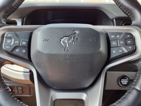 Used 2023 Ford Bronco Black Diamond AWD/4WD image 16