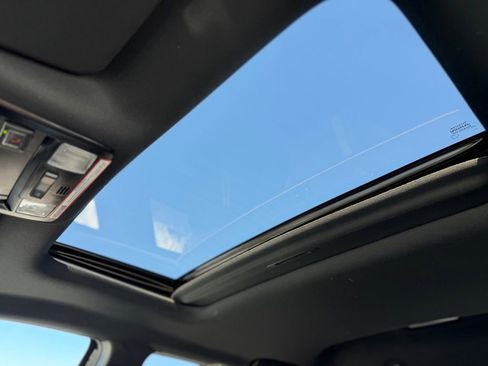 Used 2021 Toyota Tacoma TRD Sport w/ TRD Premium Sport Package image 24