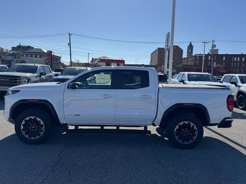 New 2026 GMC Canyon AT4 image 2