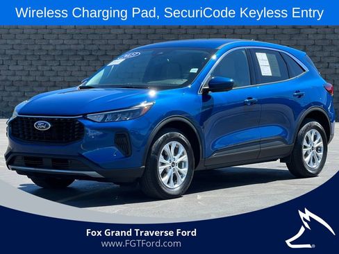 Certified 2023 Ford Escape Active w/ Tech Pack #2 AWD/4WD image 1