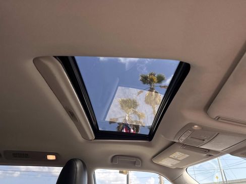 Used 2023 INFINITI QX80 Luxe w/ Cargo Package image 11