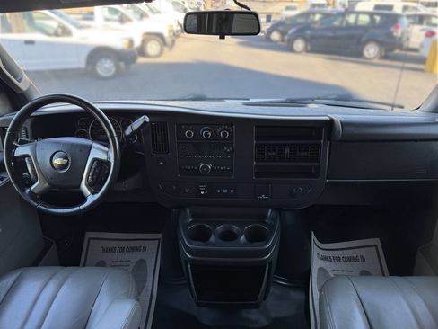 Used 2019 Chevrolet Express 2500 2500 3dr Cargo Van w/ Driver Convenience Package image 6