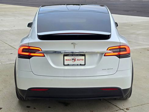 Used 2019 Tesla Model X Long Range image 7