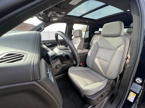 Used 2023 Chevrolet Tahoe LT w/ LT Signature Plus Package image 10