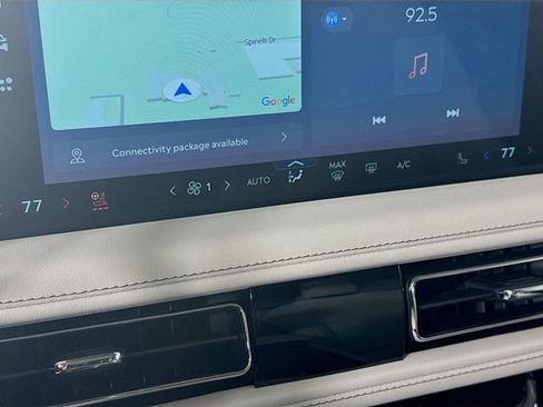 New 2026 Lincoln Aviator Reserve RWD image 17