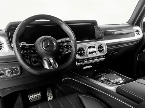 Used 2025 Mercedes-Benz G 63 AMG 4MATIC image 2