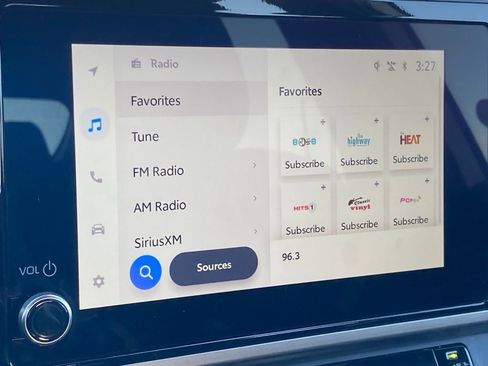 Certified 2025 Toyota Camry SE image 20