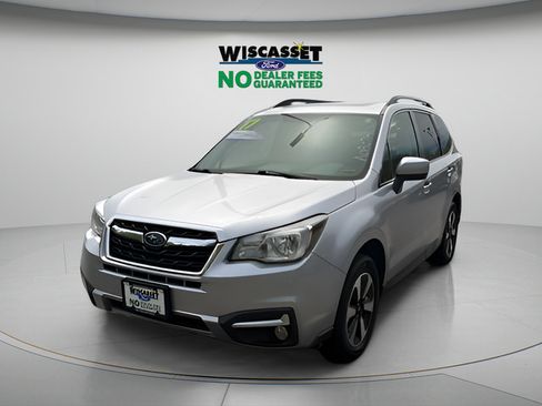 Used 2017 Subaru Forester 2.5i Premium w/ All-Weather Package AWD/4WD image 13