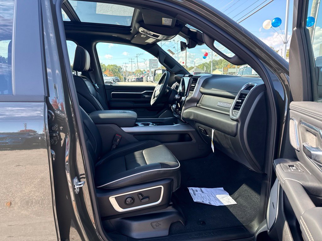 New 2027 RAM 1500 Laramie AWD/4WD image 28