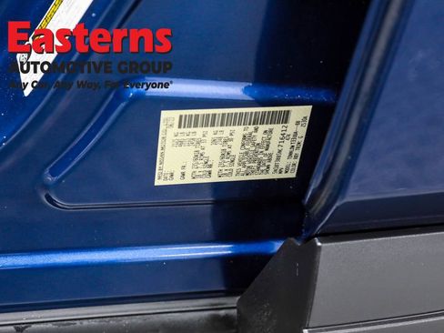 Used 2022 Nissan Rogue SV image 34