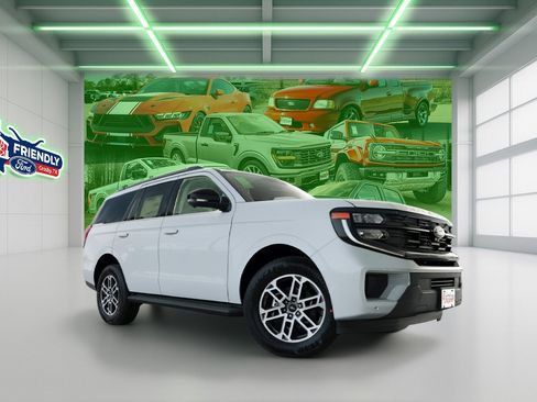 New 2026 Ford Expedition Active image 1