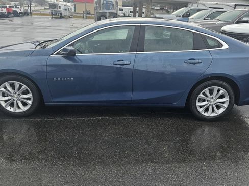 Used 2024 Chevrolet Malibu LT image 1