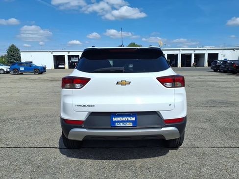 Used 2023 Chevrolet TrailBlazer LT FWD image 6