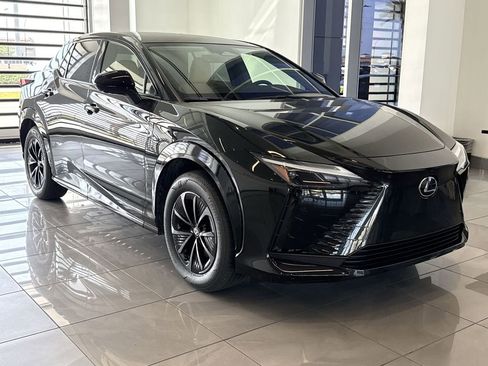 Used 2026 Lexus RZ 350e 2WD w/ Convenience Package image 4