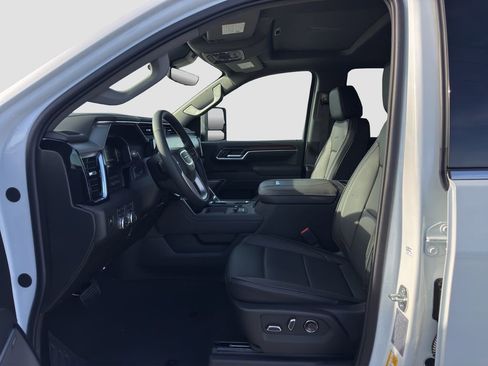 New 2026 GMC Sierra 2500 Denali w/ Denali Reserve Package AWD/4WD image 9