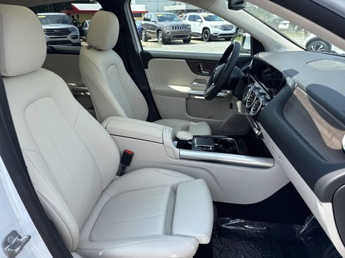 Used 2023 Mercedes-Benz GLA 250 image 29
