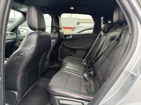 Used 2024 Ford Escape ST-Line image 15