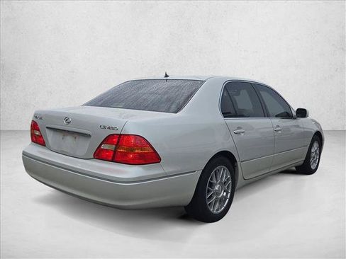 Used 2001 Lexus LS 430 RWD image 5