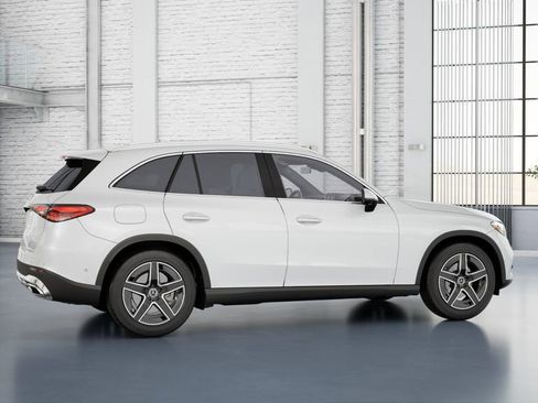 New 2026 Mercedes-Benz GLC 300 image 13