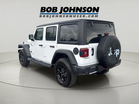 Used 2022 Jeep Wrangler Unlimited Sport AWD/4WD image 5