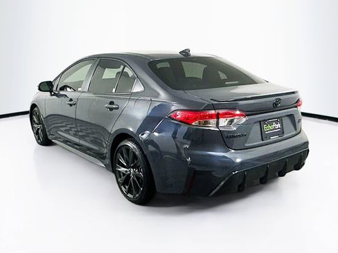 Used 2024 Toyota Corolla SE FWD image 5