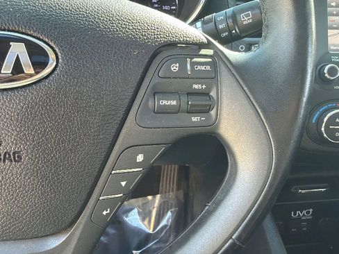 Used 2015 Kia Forte EX w/ EX Premium Package image 17