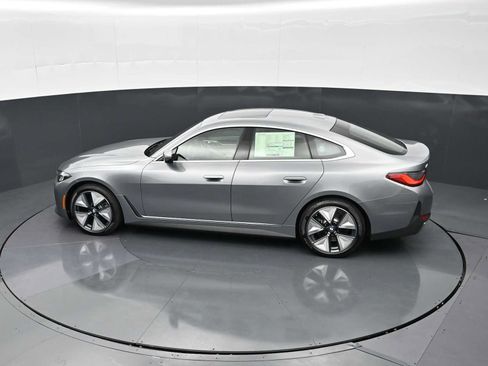 New 2026 BMW i4 eDrive40 w/ Premium Package RWD image 24