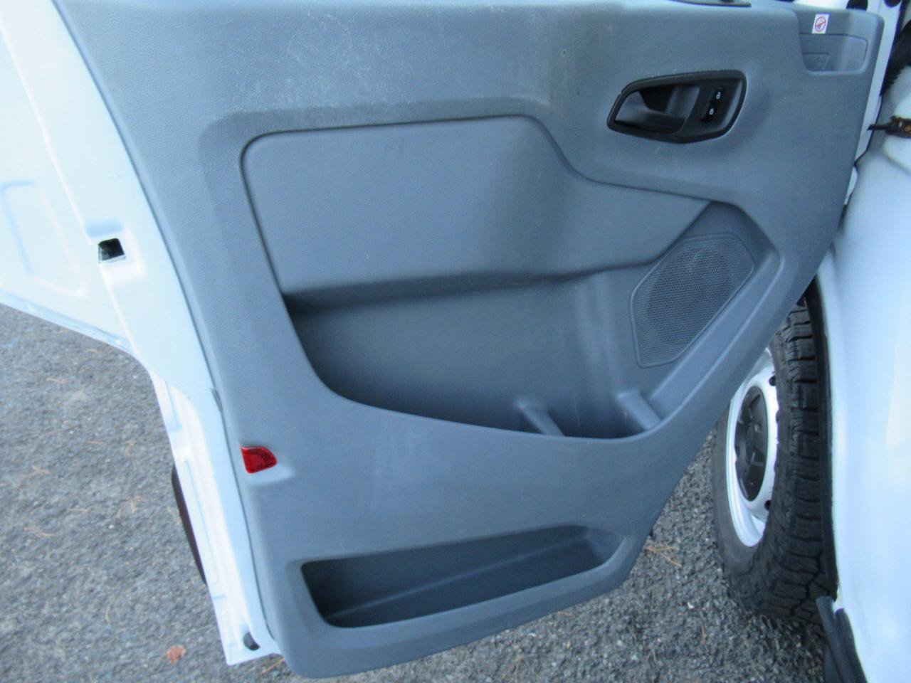 Used 2019 Ford Transit 250 148 Medium Roof RWD image 11