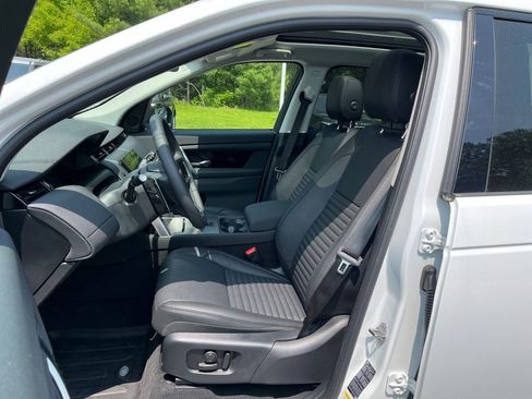 New 2025 Land Rover Discovery Sport S image 10