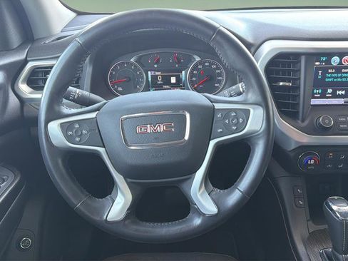 Used 2018 GMC Acadia SLT image 9