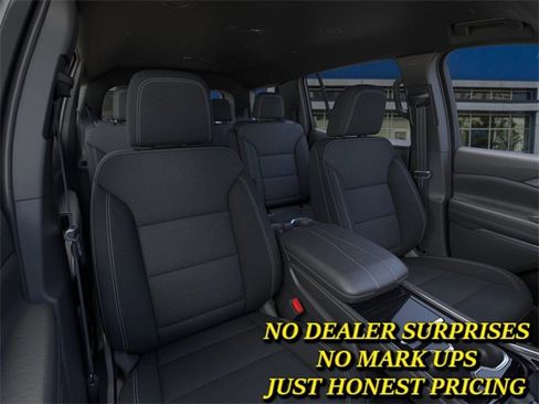 New 2025 Chevrolet Traverse LT w/ Enhanced Driving Package image 16