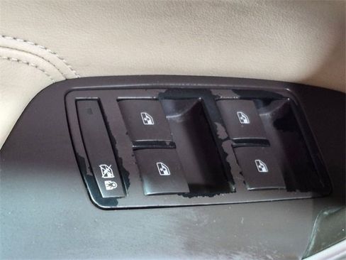 Certified 2013 Buick Regal Premium image 16