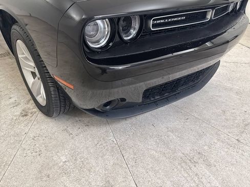 Used 2023 Dodge Challenger SXT RWD image 15