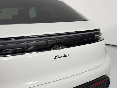 New 2026 Porsche Macan Turbo Electric AWD/4WD image 42