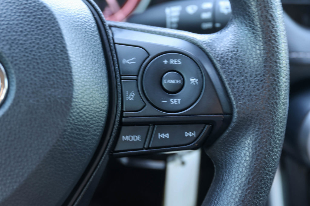 Used 2025 Toyota RAV4 LE FWD image 26