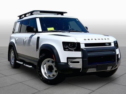 Used 2023 Land Rover Defender 110 S AWD/4WD image 3