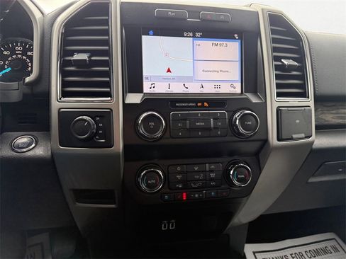 Used 2019 Ford F150 Lariat image 22