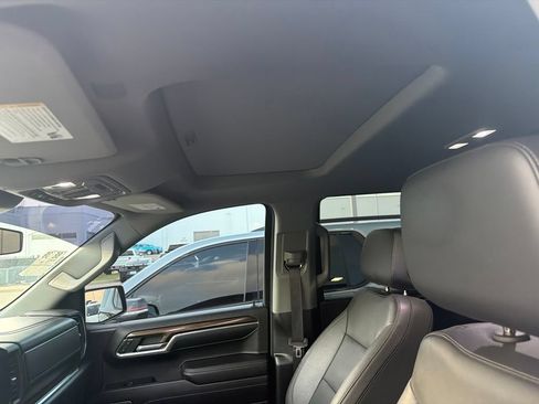 Used 2023 Chevrolet Silverado 1500 RST w/ Redline Edition AWD/4WD image 13