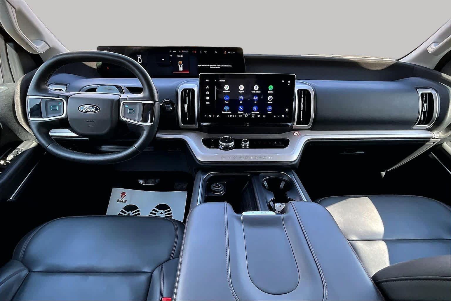Used 2025 Ford Expedition Active RWD image 16