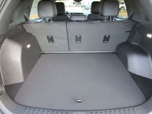 New 2026 Chevrolet Equinox LT w/ Convenience Package II image 11