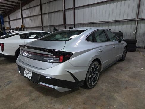 Used 2025 Hyundai Sonata SEL FWD image 7