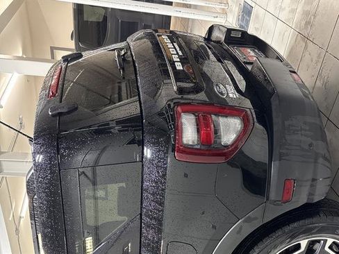 Used 2021 Ford Bronco Sport Outer Banks w/ Outer Banks Package (96D) image 3