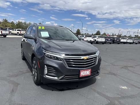 Used 2022 Chevrolet Equinox Premier FWD image 2