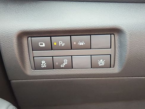 Used 2025 Nissan Kicks Play S FWD image 16
