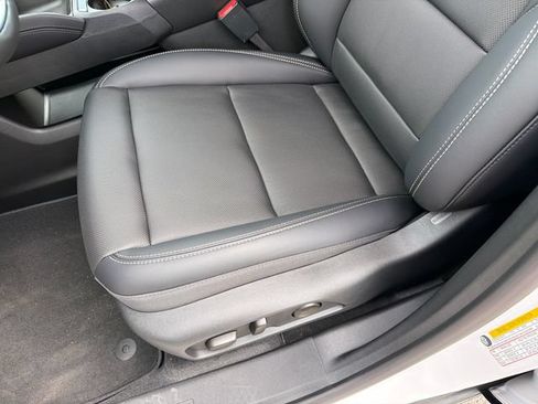 New 2027 GMC Terrain Elevation w/ Elevation Premium Package FWD image 19
