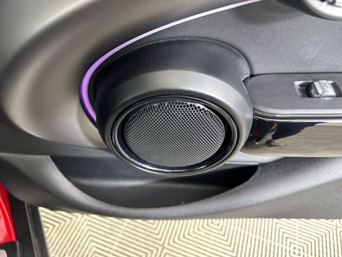 Used 2022 MINI Cooper S w/ Premium Package image 29