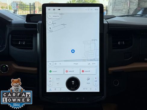 Used 2022 Ford Expedition Platinum image 15