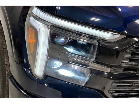 Used 2025 Ford F150 Platinum image 29