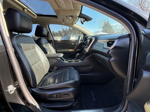 Used 2017 GMC Acadia Denali image 40